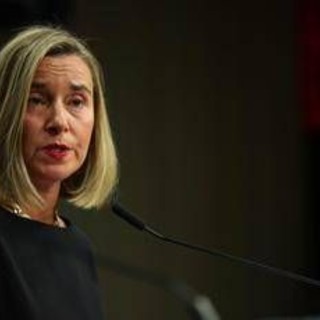 Inchiesta su fondi Ue, rilasciati Mogherini e Sannino Inchiesta su fondi Ue, rilasciati Mogherini e Sannino