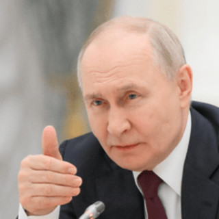 Minaccia dalla Russia, il generale Tricarico: "Difficile credere a Italia come target militare di Putin"
