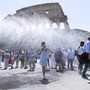 Caldo record in Italia, oggi 16 città da bollino rosso: sabato salgono a 19, poi arriva la svolta meteo Caldo record in Italia, oggi 16 città da bollino rosso: sabato salgono a 19, poi arriva la svolta meteo