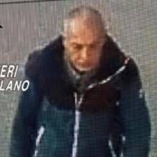 Donna accoltellata a Milano, 59enne confessa: "Scelto luogo simbolo del potere economico" Donna accoltellata a Milano, 59enne confessa: "Scelto luogo simbolo del potere economico"