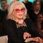 Amanda Lear a Belve: "Dalì era impotente, Bowie? Faceva un po' schifo..." Amanda Lear a Belve: "Dalì era impotente, Bowie? Faceva un po' schifo..."