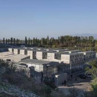 Migranti in Albania, visita Garanti a Cpr Gjader: &quot;Solo 27 persone, potrebbero stare in Italia&quot;