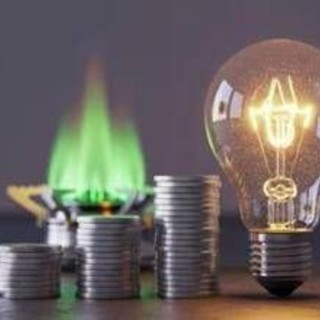 Iran, effetto guerra sui conti degli italiani: in due mesi 'in fumo' 1,7 miliardi tra bollette, carburante e mutui