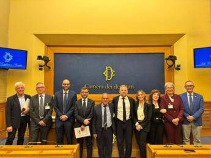 Lavoro, presentata a Camera proposta legge per riconoscimento carattere usurante lavoro ferroviario