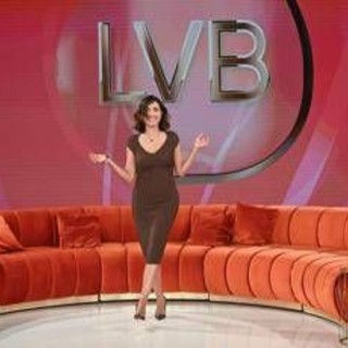 Caterina Balivo confessa a La volta buona: &quot;Massacrata di critiche dopo il parto&quot;