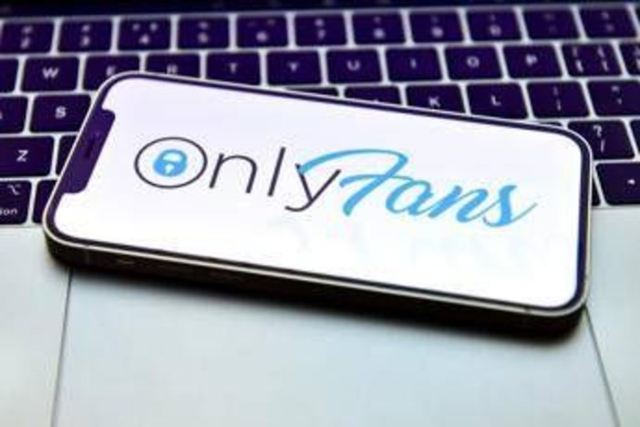Treviso, licenziata la maestra d'asilo con il profilo su Onlyfans