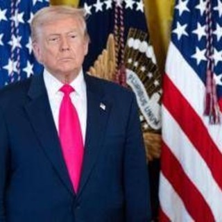 Bbc si scusa con Trump, ma respinge le richieste di risarcimento da un miliardo di dollari Bbc si scusa con Trump, ma respinge le richieste di risarcimento da un miliardo di dollari