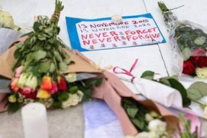 Parigi, 13 novembre 2015: le ore del terrore che sconvolsero la capitale Parigi, 13 novembre 2015: le ore del terrore che sconvolsero la capitale