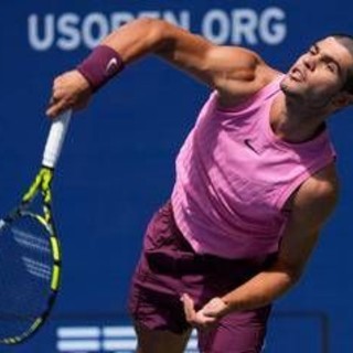 Alcaraz, agli Us Open ecco il nuovo kit... rosa: &quot;Sembra Ken&quot;