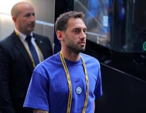 Calhanoglu replica a Lautaro: &quot;Parole che dividono, non ho mai tradito l'Inter&quot;