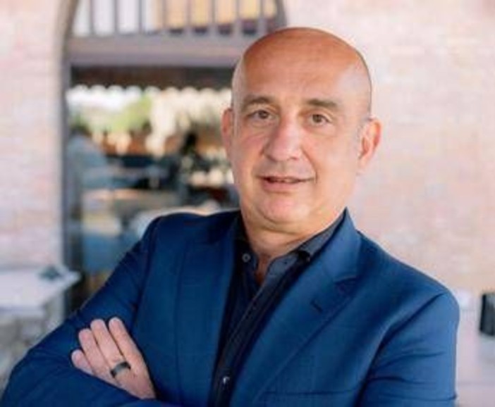 Cremonini (Assocarni): "In 10 anni spariti 19mila allevamenti, preoccupa calo produzione bovina" Cremonini (Assocarni): "In 10 anni spariti 19mila allevamenti, preoccupa calo produzione bovina"