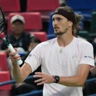 Zverev ko in semifinale a Shanghai e Sinner ringrazia