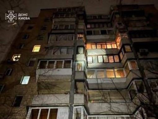 Ucraina, massicci attacchi su Kiev e altre città: diversi feriti