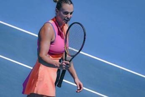Australian Open 2026, Sabalenka in finale: Svitolina battuta in 2 set