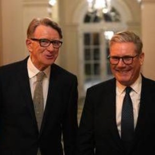 Rapporti con Epstein, Starmer licenzia l'ambasciatore Gb in Usa Peter Mandelson