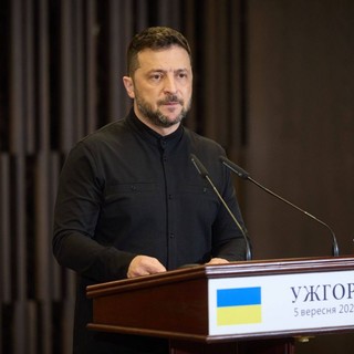 Ucraina, Zelensky “Attendiamo la reazione dell’America agli attacchi russi”