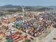 Cina, 1,4 mld tonnellate di merci gestite dal porto Ningbo-Zhoushan nel 2025 Cina, 1,4 mld tonnellate di merci gestite dal porto Ningbo-Zhoushan nel 2025