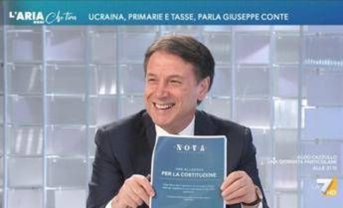 Ucraina, Conte: "Con le armi abbiamo dato, ora negoziato" Ucraina, Conte: "Con le armi abbiamo dato, ora negoziato"