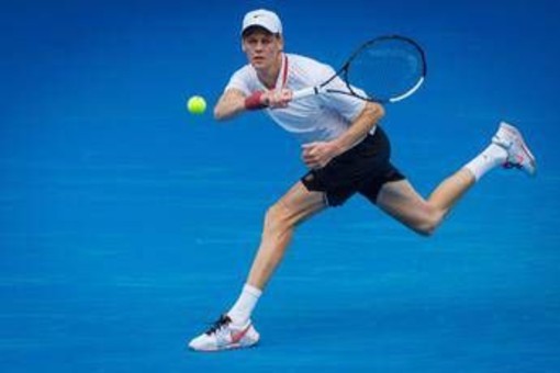 Million Dollar 1 Point Slam, Sinner eliminato... da un amatore. Out anche Alcaraz