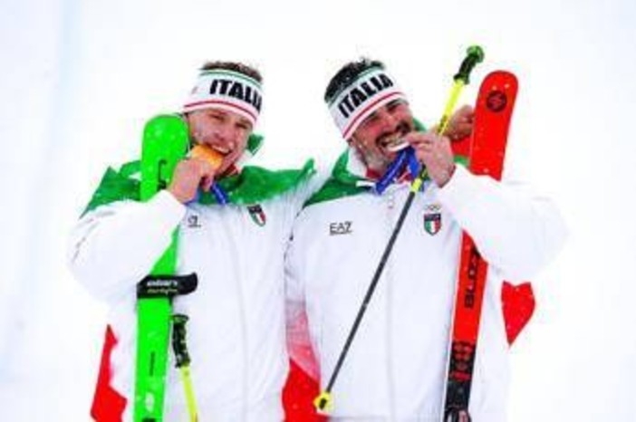 Deromedis-Tomasoni, sorrisi a Casa Italia per la doppietta a Milano Cortina: "Intelligenti per una volta, di solito ci buttiamo fuori"