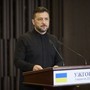 Zelensky “Droni russi su Polonia precedente pericoloso per l’Europa”