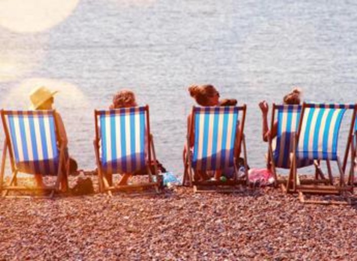 Dalle bollette alle vacanze, dal carburante al gelato: quanto ci costa agosto 2026 Dalle bollette alle vacanze, dal carburante al gelato: quanto ci costa agosto 2026