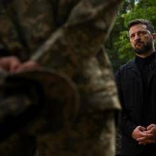 Ucraina, Zelensky: &quot;Neutralizzare droni Shahed chiave per far ripartire diplomazia&quot;
