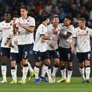Napoli-Bologna 0-2, Orsolini raddoppia su rigore (con Var) e gli azzurri protestano: cos'è successo Napoli-Bologna 0-2, Orsolini raddoppia su rigore (con Var) e gli azzurri protestano: cos'è successo