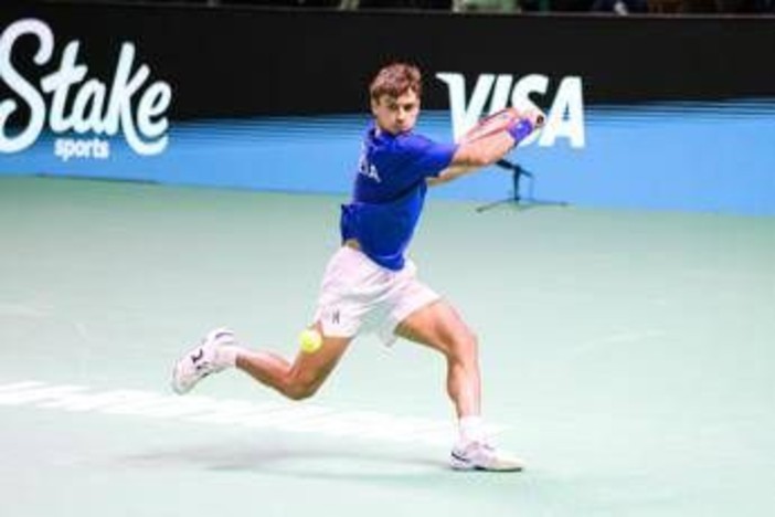 United Cup, Italia-Svizzera 1-1: Paolini ko, poi super Cobolli batte Wawrinka. Decide il doppio misto