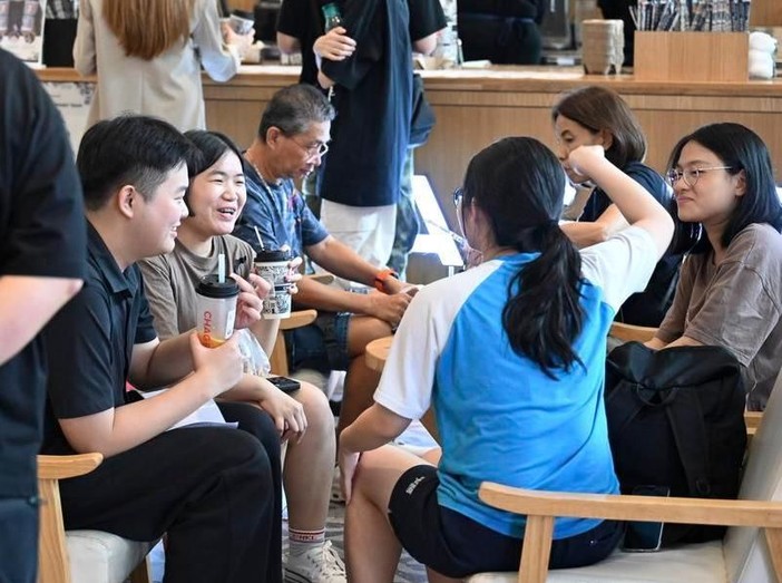 Cina, i marchi locali di bevande al tè consolidano la loro presenza globale Cina, i marchi locali di bevande al tè consolidano la loro presenza globale