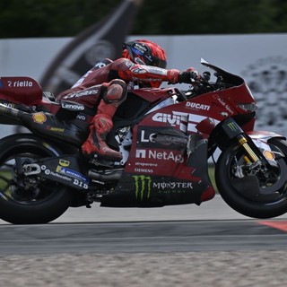 Marc Marquez vince la sprint in Germania, Di Giannantonio sul podio