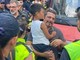 Allen ritrovato, il vigile del fuoco della foto iconica: &quot;Giornata che ripaga momenti difficili&quot;