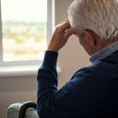 La pensione non gli basta, a 74 anni torna a lavorare come fattorino La pensione non gli basta, a 74 anni torna a lavorare come fattorino