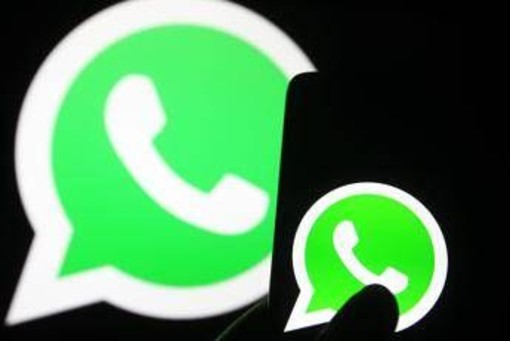WhatsApp 'aggiorna' la sua privacy. In arrivo novità su esportazione chat
