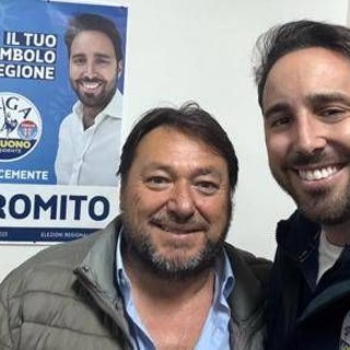 Candidato della Lega pubblica foto con il sosia di Ranucci: &quot;Anche lui vota per noi&quot;. E' polemica