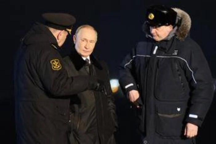 Putin, 'piano' per la pace: &quot;Serve governo provvisorio in Ucraina&quot;