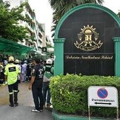 Thailandia, sparatoria in una scuola vicino a Bangkok: 2 morti e 15 feriti