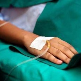 Pensava fosse mal di schiena, 38enne muore di cancro al retto otto settimane dopo i primi sintomi Pensava fosse mal di schiena, 38enne muore di cancro al retto otto settimane dopo i primi sintomi