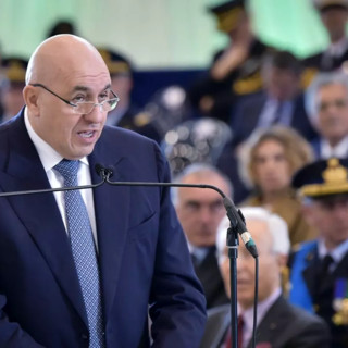Crosetto “Si addestreranno in Sicilia i piloti degli F-35”