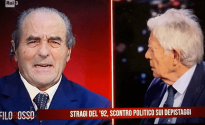 Filorosso, bestemmia in diretta tv dell'ex ministro Martelli: "Non siamo al Grande Fratello" Filorosso, bestemmia in diretta tv dell'ex ministro Martelli: "Non siamo al Grande Fratello"