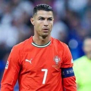 Cristiano Ronaldo, patrimonio record: è il primo calciatore miliardario Cristiano Ronaldo, patrimonio record: è il primo calciatore miliardario