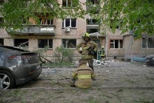 Ucraina, Witkoff arrivato a Mosca. Lavrov: &quot;Russia pronta a chiudere accordo&quot;