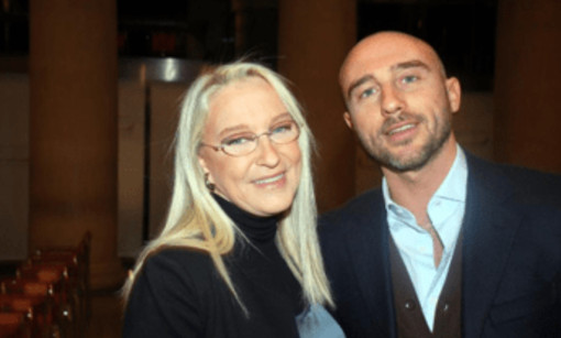 Eleonora Giorgi, la nipotina porterà il suo nome: a dicembre nascerà la figlia di Andrea Rizzoli Eleonora Giorgi, la nipotina porterà il suo nome: a dicembre nascerà la figlia di Andrea Rizzoli