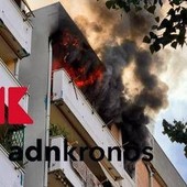 Roma, scoppia un incendio in un palazzo: fiamme e paura in viale Togliatti
