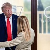 G7, Trump e Meloni tra frecciate e siparietti. Leader a Evian compatti su Ucraina G7, Trump e Meloni tra frecciate e siparietti. Leader a Evian compatti su Ucraina