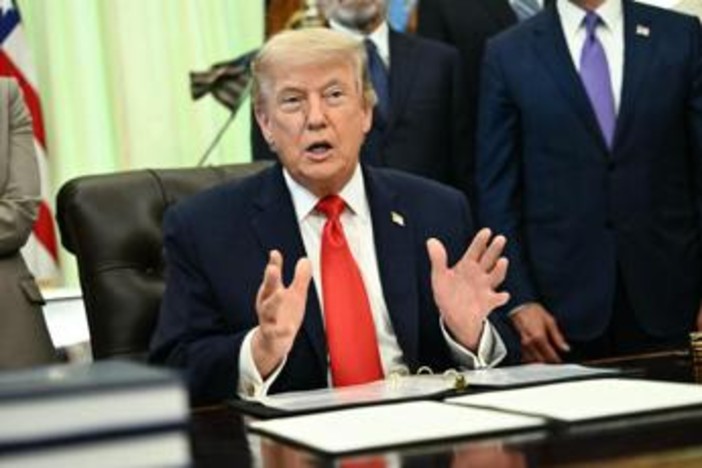 Iran-Usa, raggiunto accordo di pace. Trump: "Hormuz riapre senza pedaggio"