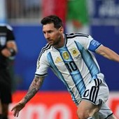 Messi, la tripletta record ai Mondiali e le lacrime: "Giorni difficili" Messi, la tripletta record ai Mondiali e le lacrime: "Giorni difficili"