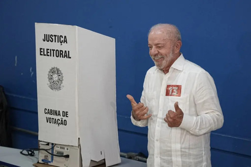 Brasile, Lula vince il ballottaggio ma Flavio Bolsonaro contesta il risultato Brasile, Lula vince il ballottaggio ma Flavio Bolsonaro contesta il risultato