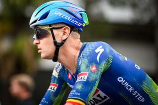 Tour de France, Merlier vince la settima tappa e Pogacar resta in giallo Tour de France, Merlier vince la settima tappa e Pogacar resta in giallo