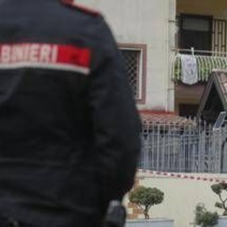 Firenze, coniugi trovati morti in casa con ferite d'arma da taglio: si fa strada l'ipotesi del duplice delitto Firenze, coniugi trovati morti in casa con ferite d'arma da taglio: si fa strada l'ipotesi del duplice delitto